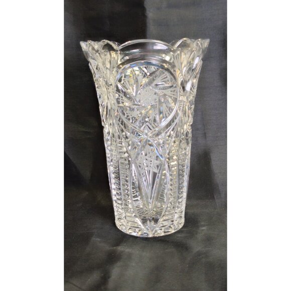 Beautiful Vintage Pinwheel Bohemian Crystal Vase 8” - Picture 2 of 10